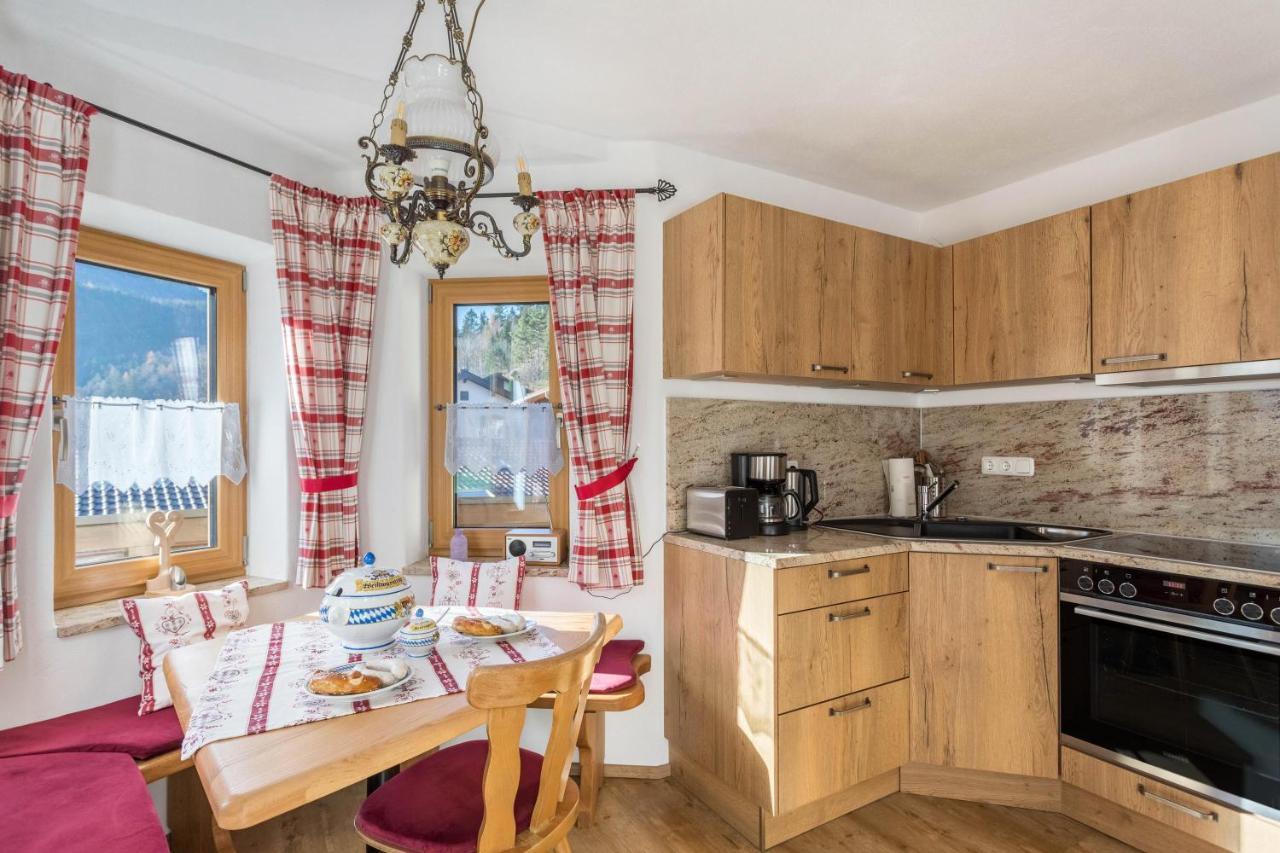 Ferienwohnung Granat Mittenwald Zewnętrze zdjęcie